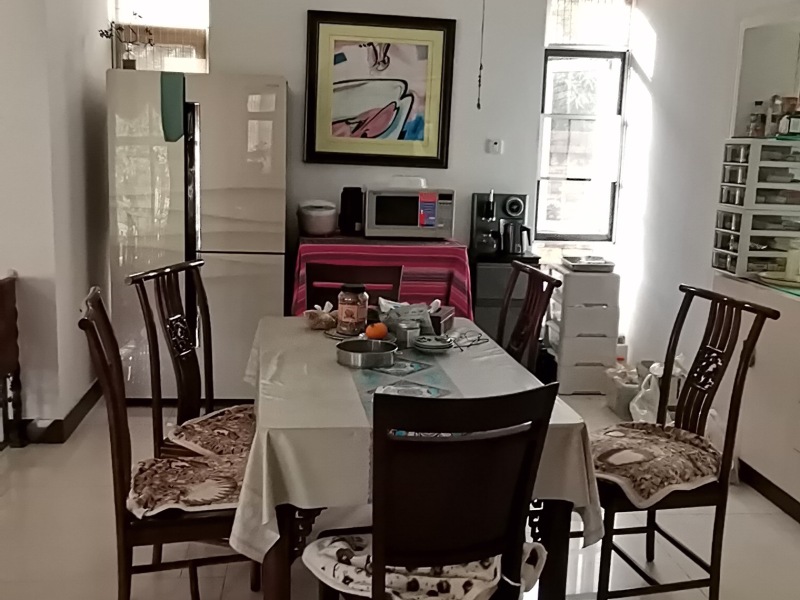 6室2廳3陽(yáng)臺(tái) 西山別墅別墅餐廳