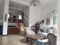 5室3廳3陽臺(tái) 滇池溪谷別墅客廳