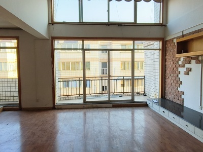 5室2廳3陽臺 南苑小區(qū)泰園