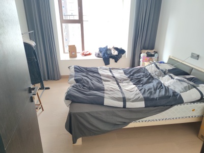 4室2廳2陽(yáng)臺(tái) 碧桂園北城映象谷雨苑