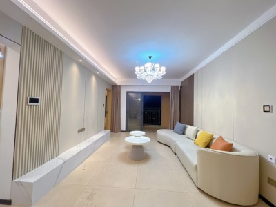 2室2廳2陽臺 海倫國際依云郡