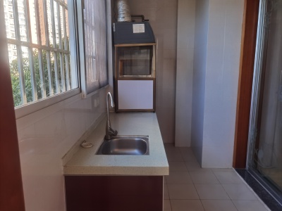 1室1廳2陽臺(tái) 東泰花園一區(qū)