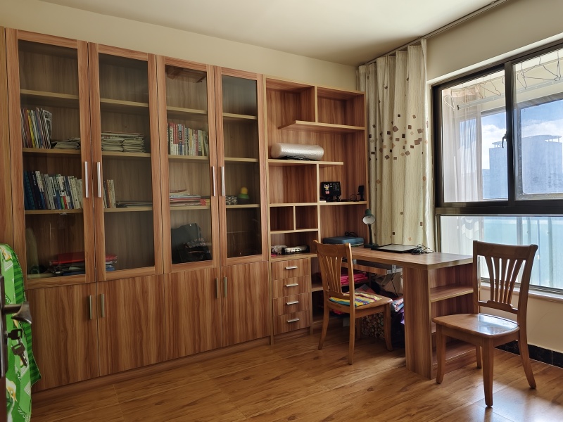 3室2廳1陽(yáng)臺(tái) 麗水雅苑臥室