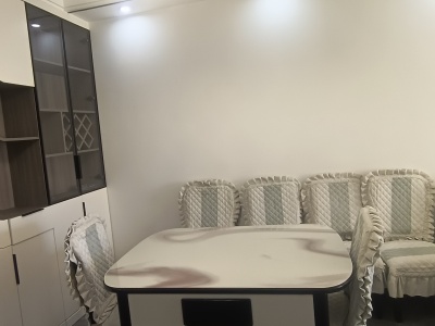 2室2廳1陽臺(tái) 潤(rùn)城八區(qū)