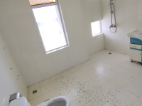 4室2廳2陽臺 世紀半島茶溪谷衛(wèi)生間