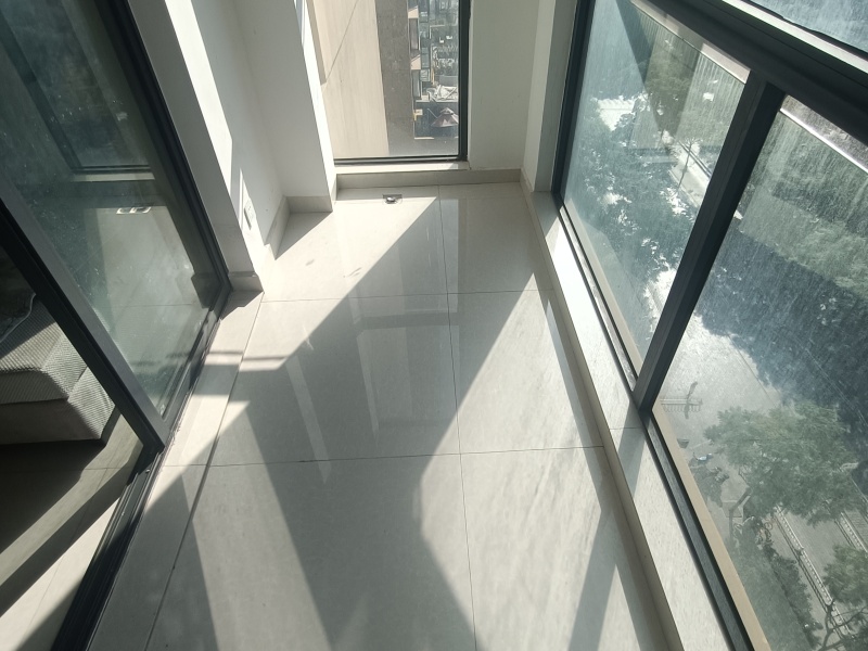 3室2廳1陽臺 萬宏國際三期陽臺