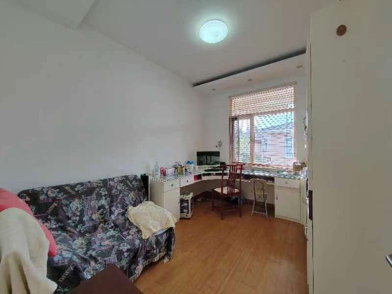 6室2廳3陽(yáng)臺(tái) 西山別墅別墅臥室