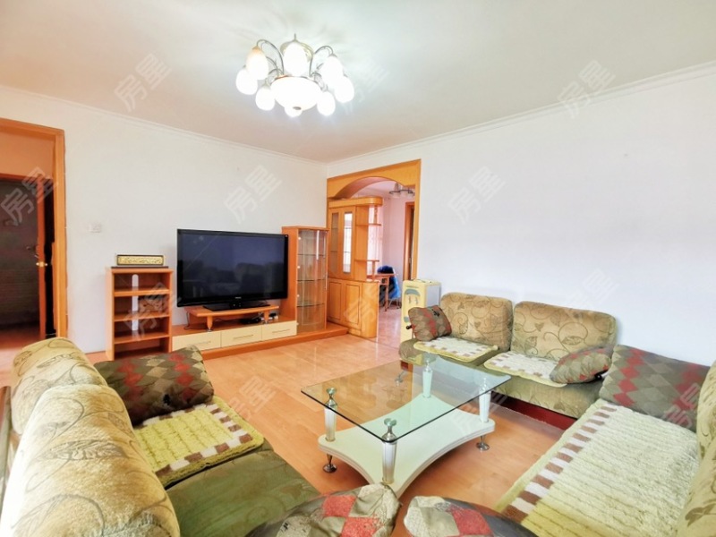 3室2廳1陽臺 金實小區(qū)耀實園客廳