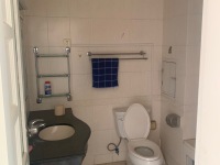 3室2廳2陽臺(tái) 江東花園四季園衛(wèi)生間