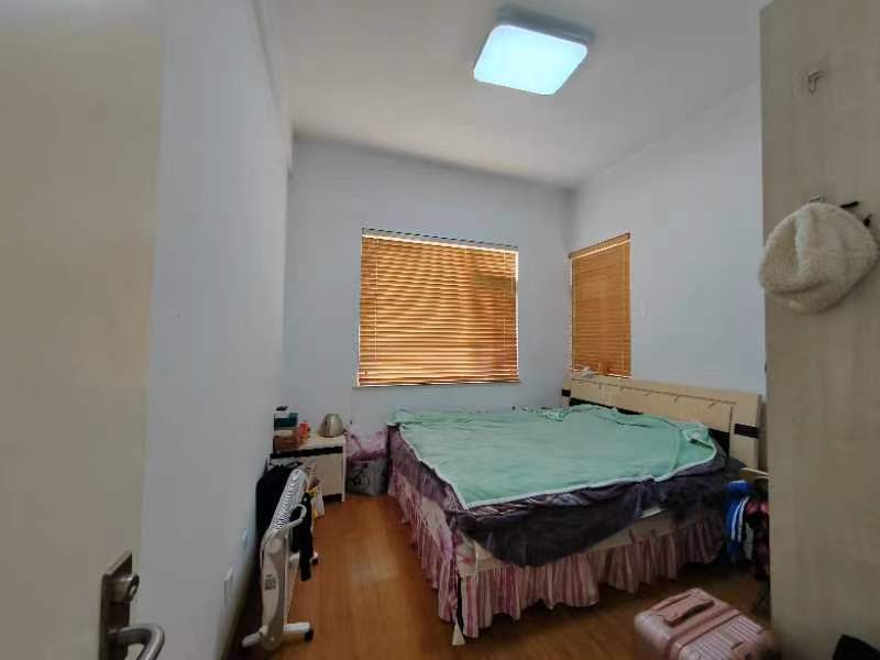 6室2廳3陽(yáng)臺(tái) 西山別墅別墅臥室