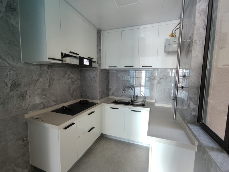 3室2廳1陽臺(tái) 碧桂園北城映象雨水苑廚房