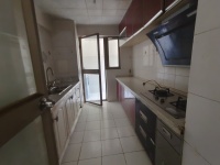 3室2廳1陽臺 天驕北麓北區(qū)廚房