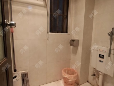 3室2廳2陽(yáng)臺(tái) 西楚花園