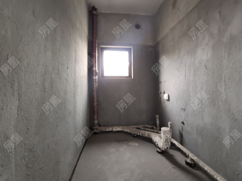 4室2廳2陽臺 北大資源頤和1898一期衛(wèi)生間