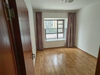 3室2廳2陽(yáng)臺(tái) 金科陽(yáng)光里臥室