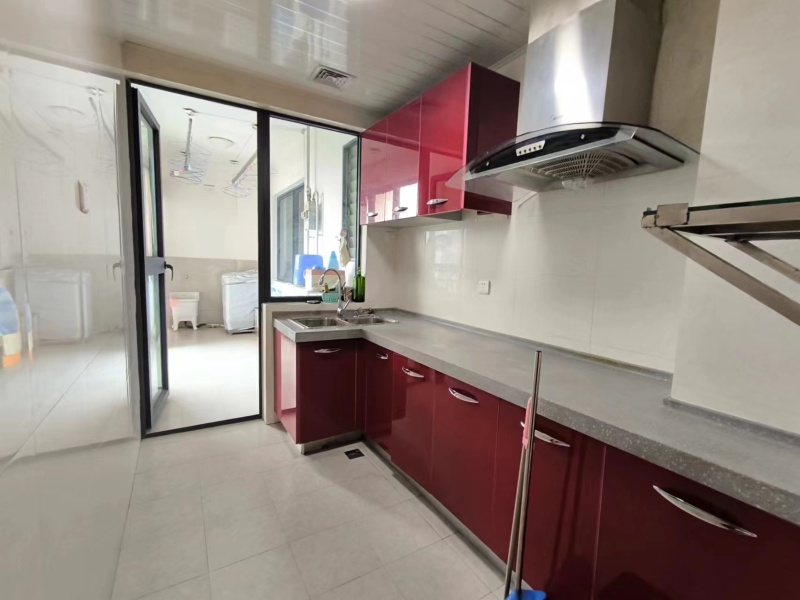 3室2廳2陽臺 東驤神駿一期廚房