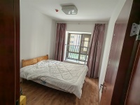 3室2廳2陽(yáng)臺(tái) 金科陽(yáng)光里臥室