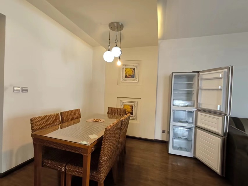 3室2廳2陽臺 東驤神駿一期餐廳