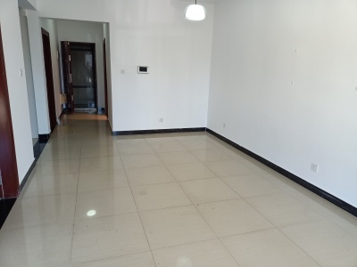 2室2廳1陽臺 同德昆明廣場B區(qū)