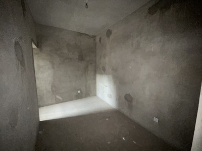 3室2廳2陽(yáng)臺(tái) 綠地海珀瀾庭