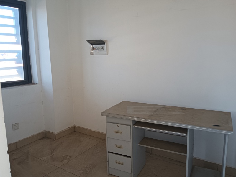 4室2廳3陽臺 滇池衛(wèi)城尚層臥室