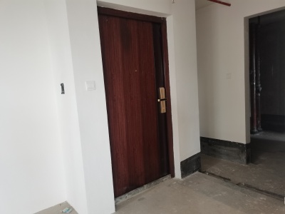 4室2廳2陽臺(tái) 山海灣