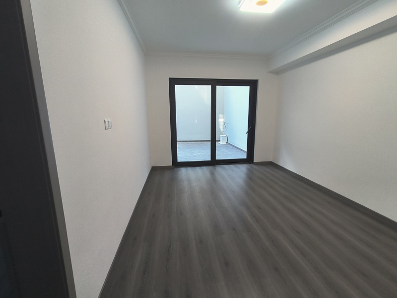 5室2廳1陽(yáng)臺(tái) 華夏四季二期其他