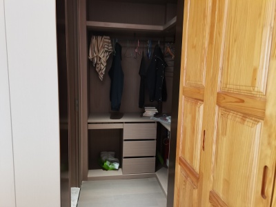 3室2廳2陽(yáng)臺(tái) 山海灣8號(hào)