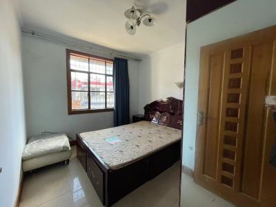 2室2廳1陽臺 金橋花園南區(qū)