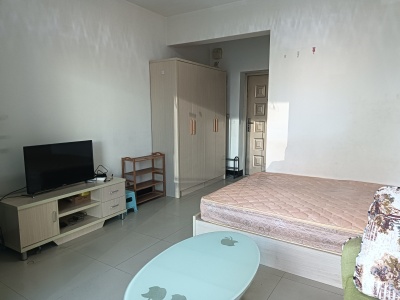 1室 世紀(jì)俊園