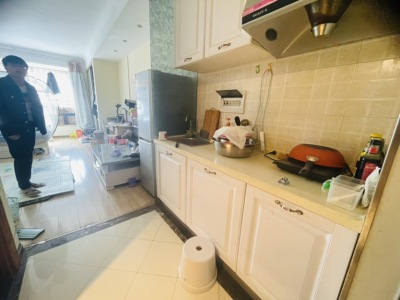 1室1廳1陽臺 中央麗城