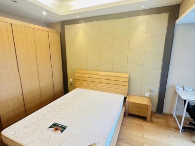 2室2廳1陽臺(tái) 七彩俊園
