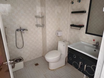 3室2廳1陽(yáng)臺(tái) 同德昆明廣場(chǎng)A區(qū)