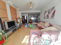 4室2廳1陽臺 晴朗云安客廳