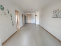 2室2廳2陽臺 俊發(fā)城玉蘭苑客廳