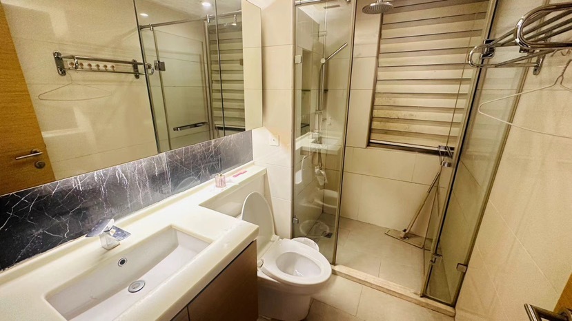 2室2廳1陽臺 七彩俊園衛(wèi)生間