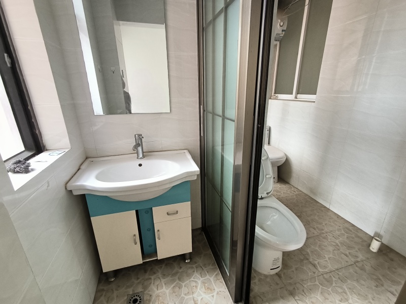 3室2廳2陽臺 南亞未來城衛(wèi)生間