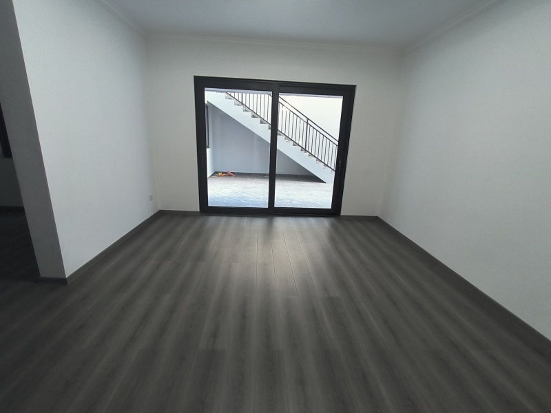 5室2廳1陽(yáng)臺(tái) 華夏四季二期其他