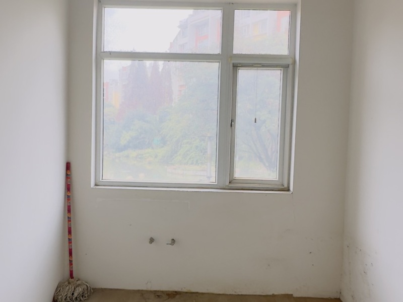 5室3廳3陽臺 湖畔之夢別墅戶型圖