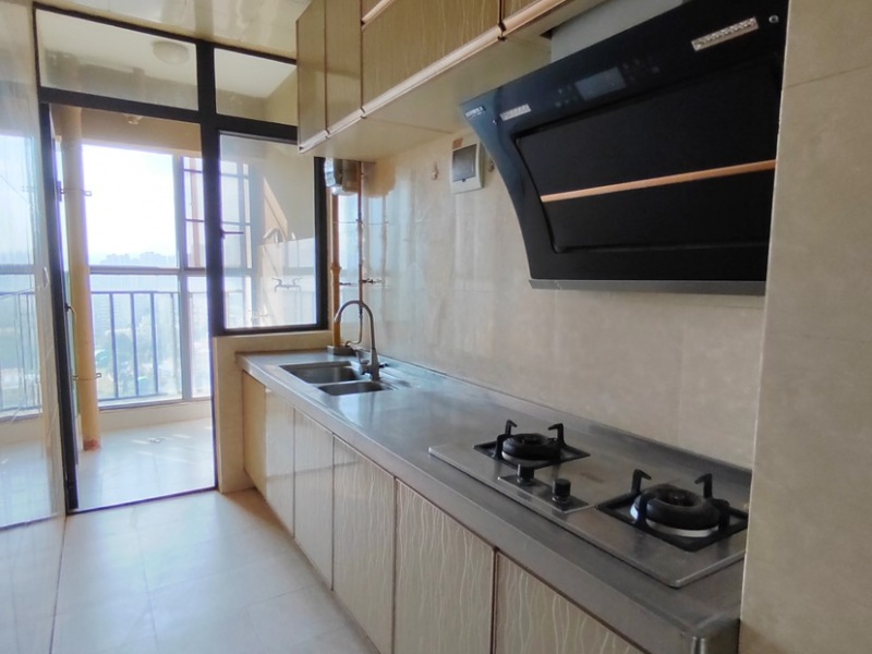 2室2廳1陽臺 金坤尚城學(xué)府里廚房