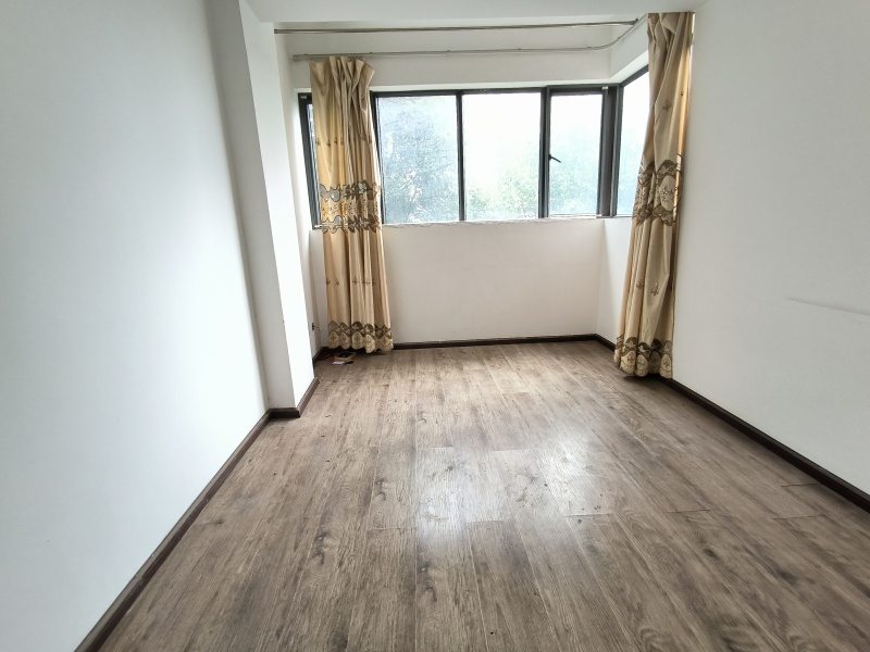 3室2廳2陽臺 南亞未來城臥室