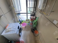 3室2廳1陽臺 中海龍泉公館陽臺