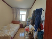 4室2廳1陽臺 晴朗云安臥室