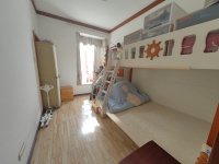 4室2廳1陽臺 晴朗云安臥室