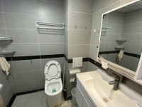 3室2廳2陽(yáng)臺(tái) 理想紅樹(shù)灣公寓客廳