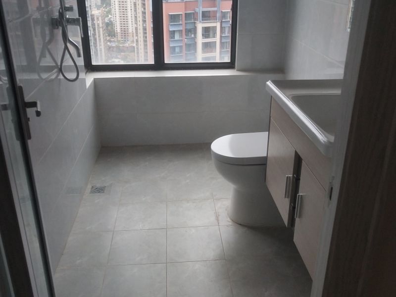 3室2廳1陽臺 潤城五福臨衛(wèi)生間