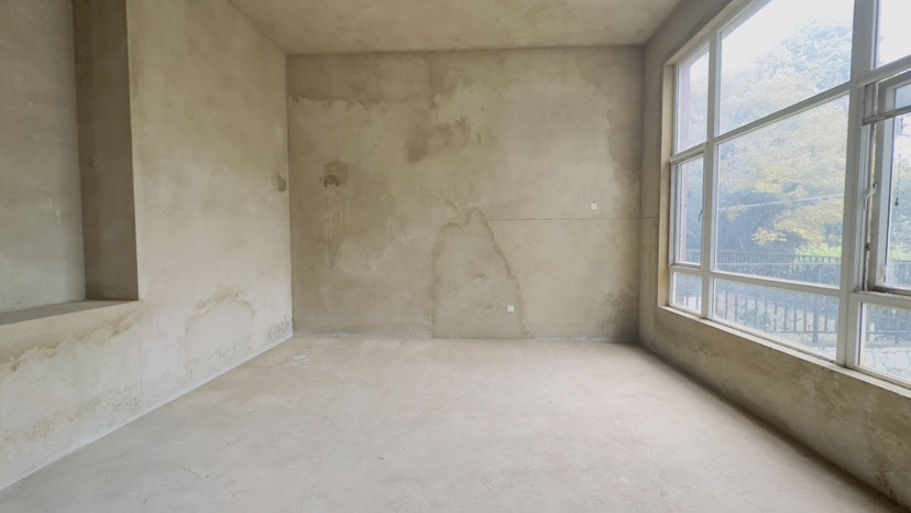 5室3廳3陽臺 湖畔之夢別墅客廳