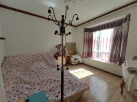 4室2廳1陽臺 晴朗云安臥室