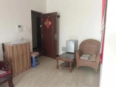 3室2廳1陽臺(tái) 拓東大城一期