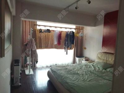 3室2廳2陽臺(tái) 玫瑰灣小區(qū)